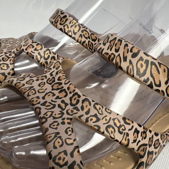 CROCS Meleen LEOPARD Slip On Women’s Size 9 W Comfort Slides Flats Sandals - Picture 2 of 10